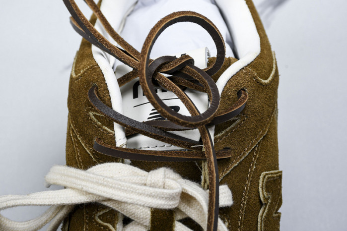New Balance Mi­u