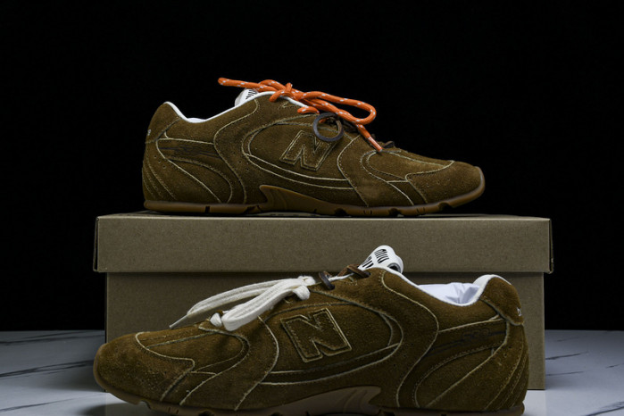 New Balance Mi­u