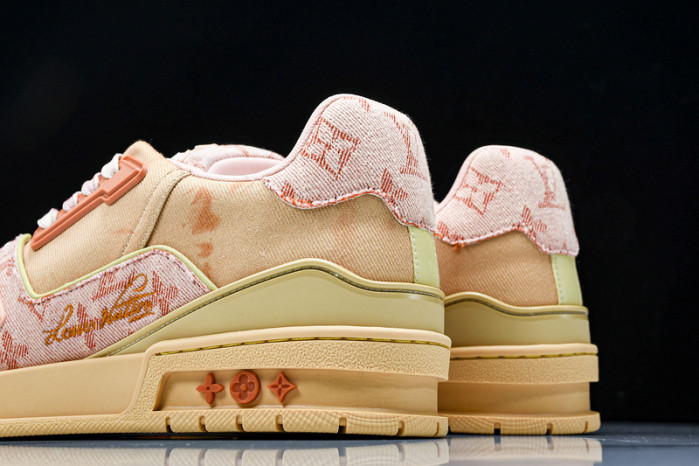 L&V SNEAKERS