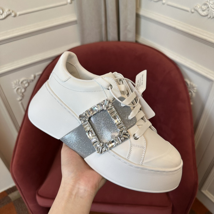 RV sneaker