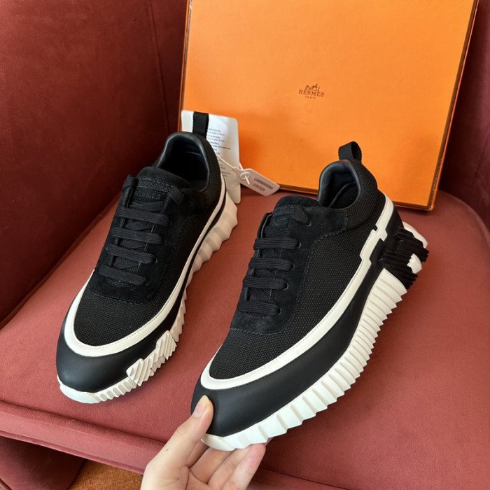 HER_MERS SNEAKER