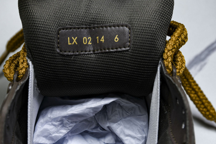 L&V SNEAKERS