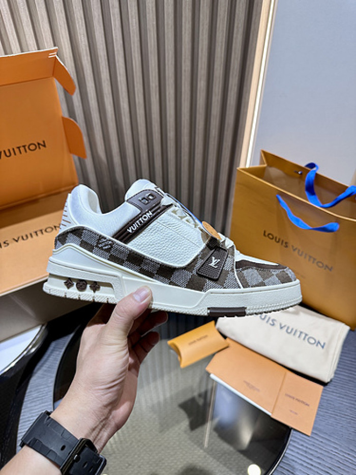 L&V SNEAKERS