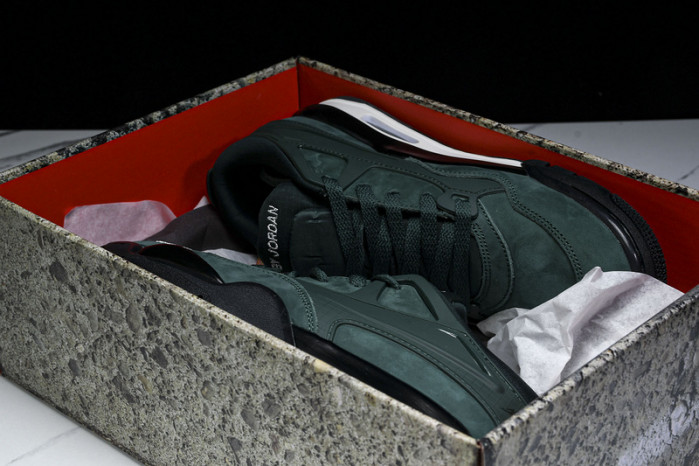WMNS Air Jordan 4 RM“OXIDIZED GREEN” FQ7940-300