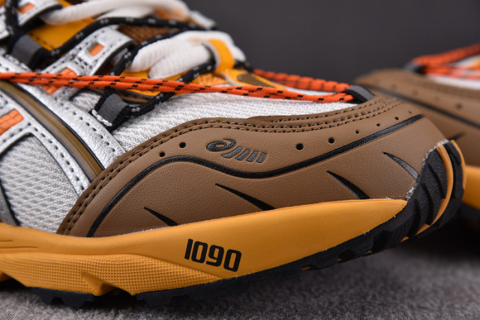 As*ic*ss shoes