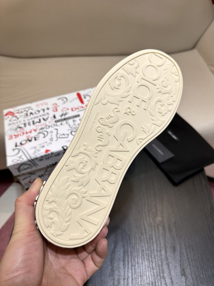 DG sneaker