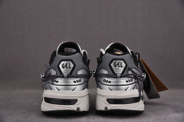 As*ic*ss shoes