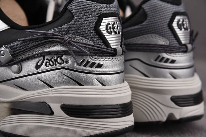 As*ic*ss shoes