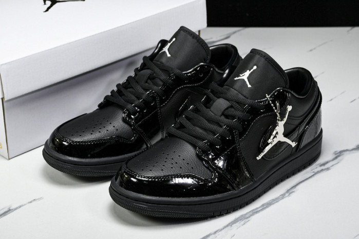 AIR JORDAN 1 HJ7743-010