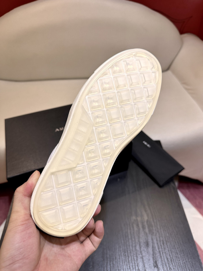 AM1R1 SNEAKERS