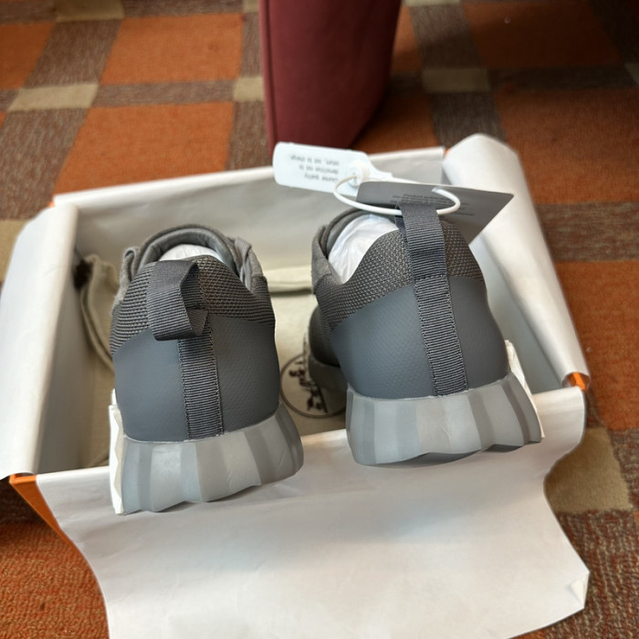 HER_MERS SNEAKER