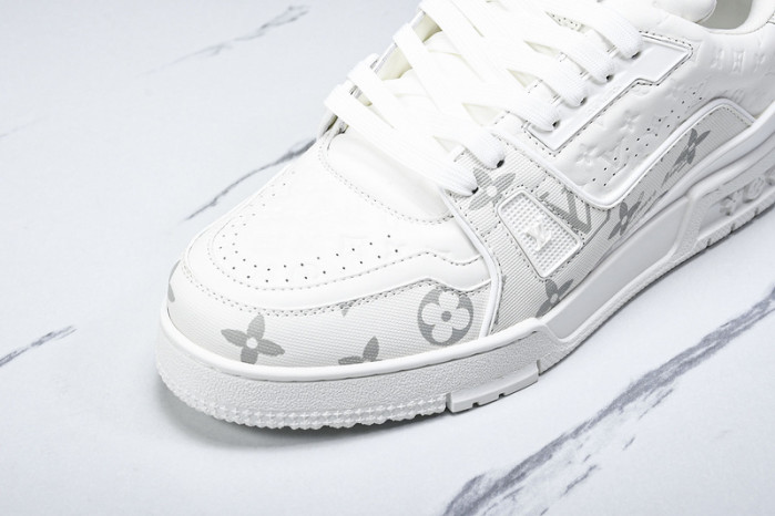 L&V SNEAKERS