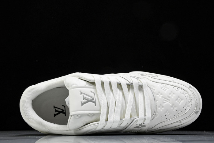 L&V SNEAKERS