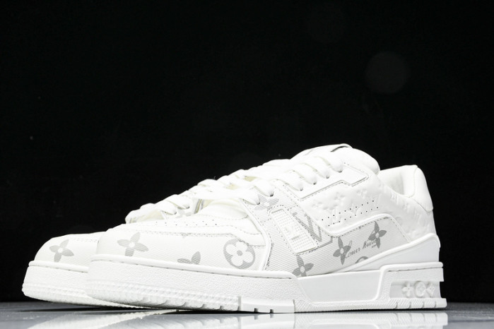 L&V SNEAKERS