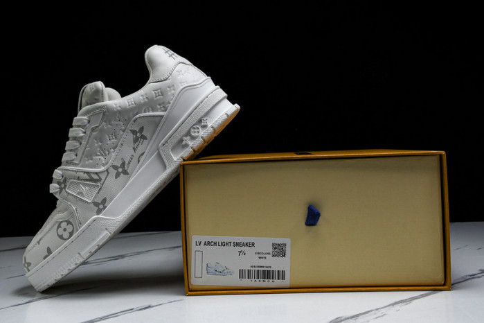 L&V SNEAKERS