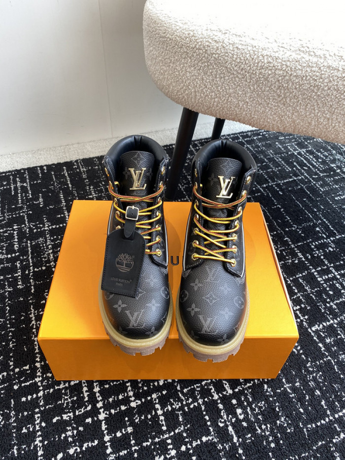 L&V SNEAKERS
