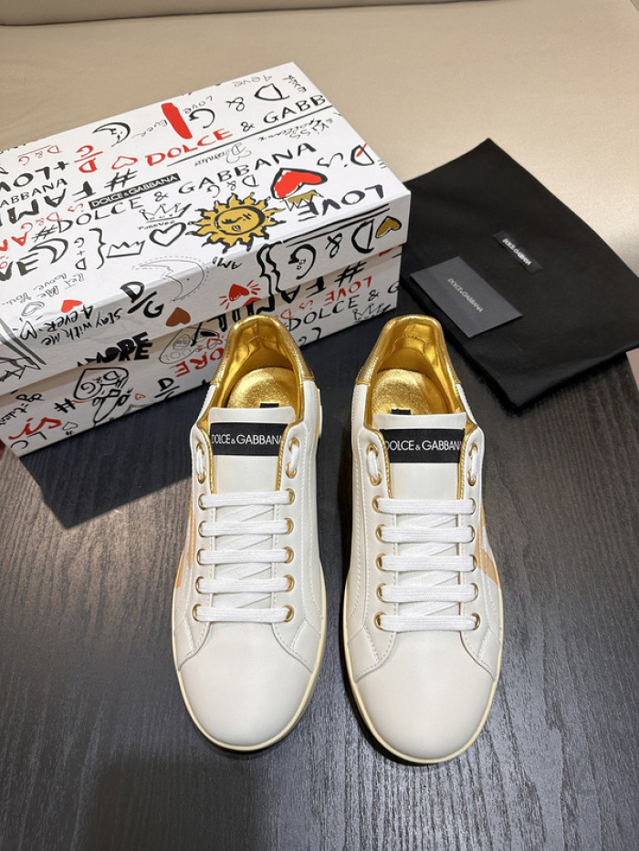 DG sneaker