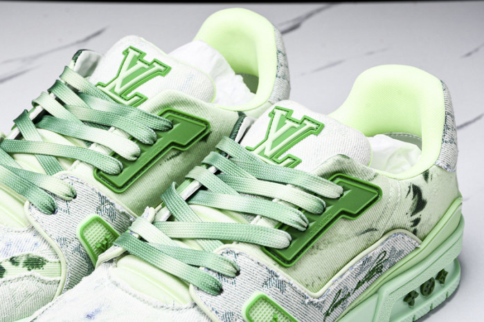 L&V SNEAKERS