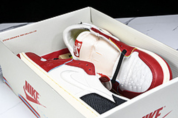 Trophy Room x Air Jordan 1 Low OG “Rookie Card: Home” HV6157-100